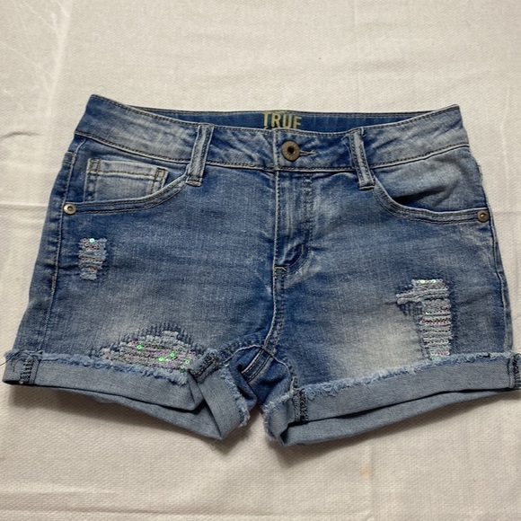 True Craft Shorts Size 10 (BC) - Picture 2 of 6
